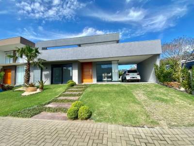Casa em Condomínio 4 dormitórios em Capão da Canoa | Ref.: 10127
