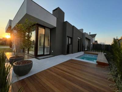 Casa em Condomínio 4 dormitórios em Capão da Canoa, RS | Ref.: 11864